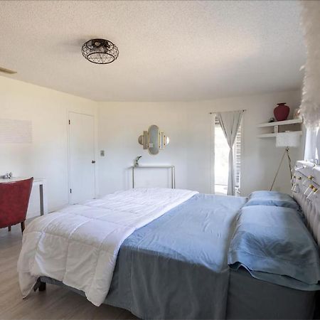 Serenity Studio Hotel Fort Pierce Bagian luar foto